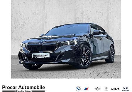 BMW 520i M Sport Pro AdapLED DA+ PA Prof AHK Pano HK