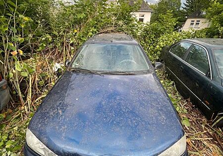 Peugeot 405 406 Kombi 2.0 16V (1998) 132 PS