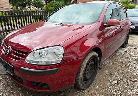VW Golf Volkswagen V Lim. Trendline