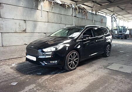 Ford Focus 1,5TDCi 88kW DPF Titanium Turnier Titanium
