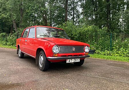 Lada 1200