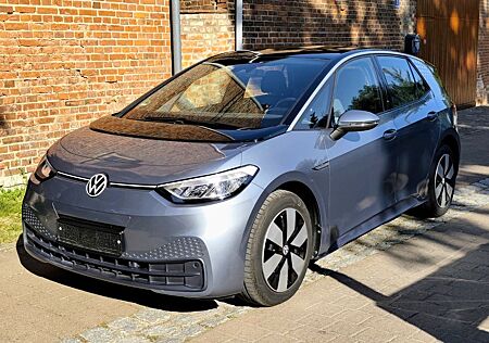VW ID.3 Volkswagen Pro 58 kWh 107 kW Pro Life