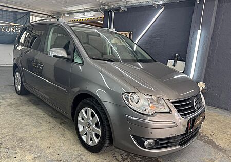 VW Touran Volkswagen Highline EcoFuel 2.Hand Leder SHZ PDC