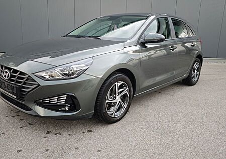 Hyundai i30 Comfort 1.5 FL