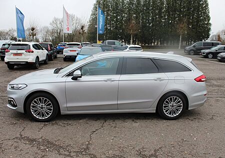 Ford Mondeo Turnier 2.0 Hybrid Titanium*