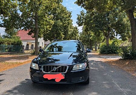 Volvo V70 2.5T Geartronic Comfort