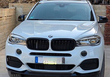 BMW X5 M50d