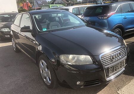 Audi A3 2.0 TDI Ambition quattro.Xenon.8fach-Alus.