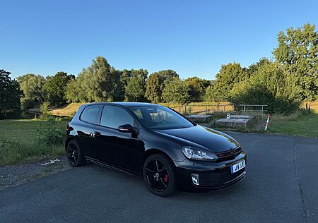 VW Golf Volkswagen 6 2.0 TSI DSG GTI / TÜV NEU