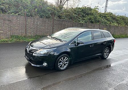 Toyota Avensis Kombi Edition