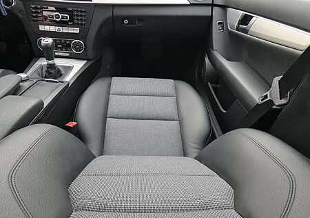 Mercedes-Benz C 250 CDI 4Matic 7G-TRONIC 1.Hand TÜV 09/2027