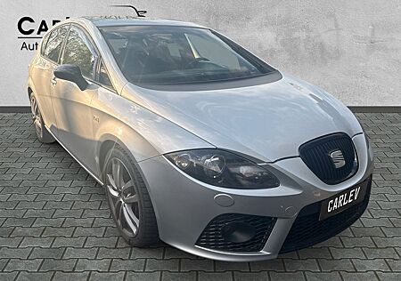 Seat Leon Cupra Sportsitze 8-fach bereift