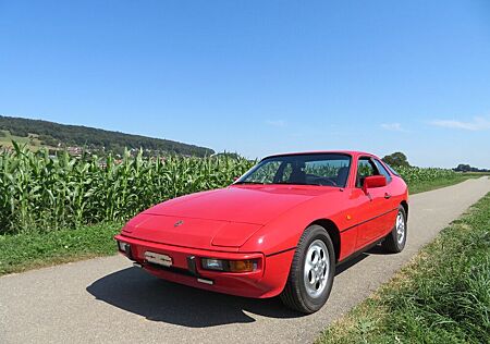 Porsche 924 S