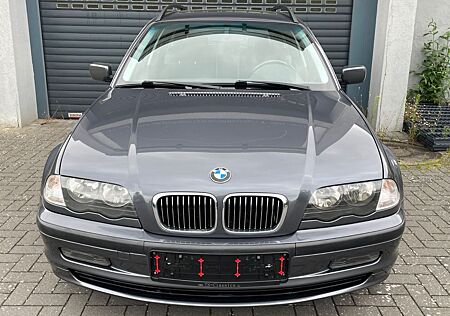 BMW 325xi Allrad Touring 2.Hd. org.79.846Km Erstlack