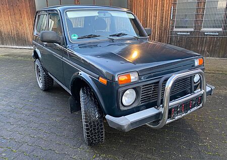 Lada Niva Only