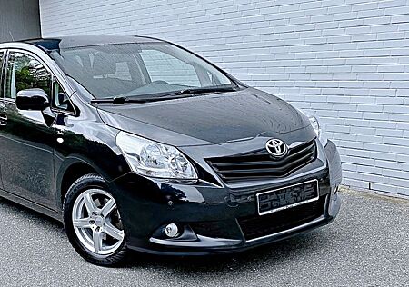 Toyota Verso 1.8l 7-SITZE PANORAMA / RÜCKFAHRKAMARA / G