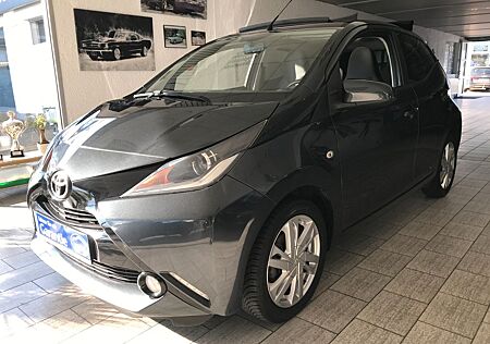 Toyota Aygo (X) AYGO (X) 1.0 VVT-i *X-WAVE*