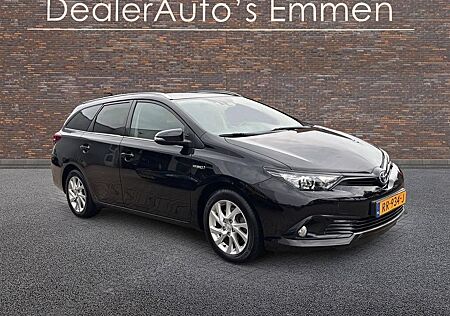 Toyota Auris Touring Sports 1.8 Hybrid ECC PANODAK LMF