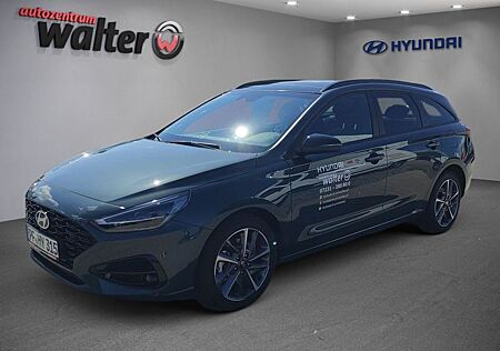 Hyundai i30 1.5l Advantage/ Panodach/ Navi/ Rückfahrkame