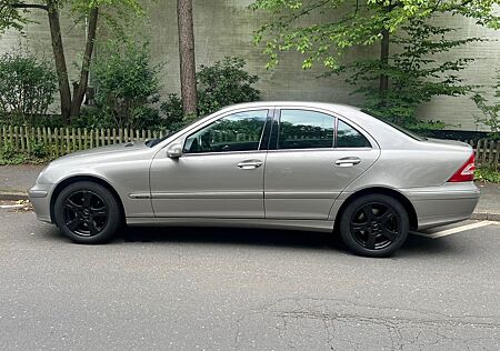 Mercedes-Benz CL 180