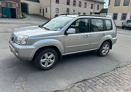 Nissan X-Trail 2.2 dCi