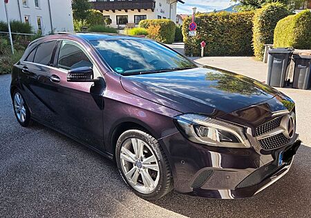 Mercedes-Benz A 200 d - Urban nordlichtviolett