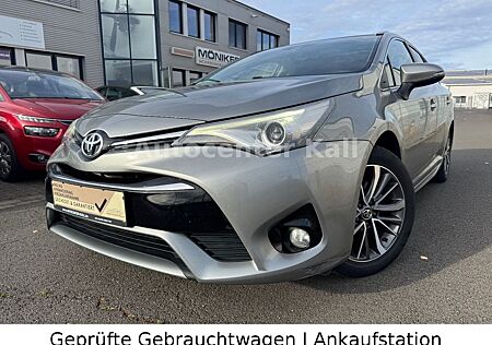 Toyota Avensis T Sports Business Edition AHK NAVI PANO