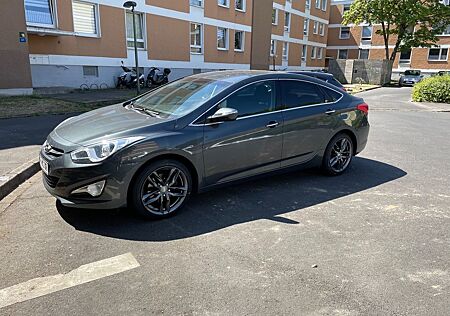 Hyundai i40 1.7 CRDi 100kW Style Automatik Style