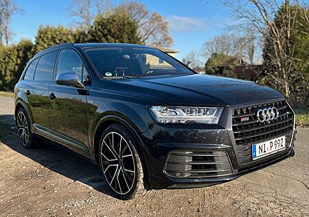Audi SQ7 4.0 TDI quattro | 7-Sitzer | 510 PS |