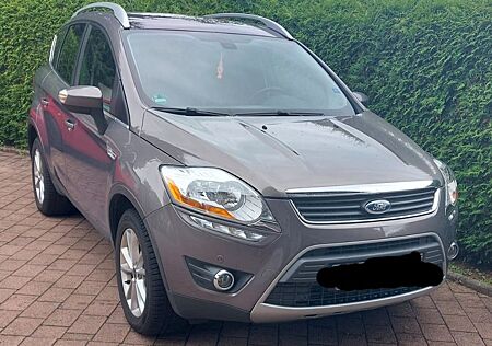 Ford Kuga 2,0 TDCi 4x4 120kW Titanium PowerShift ...