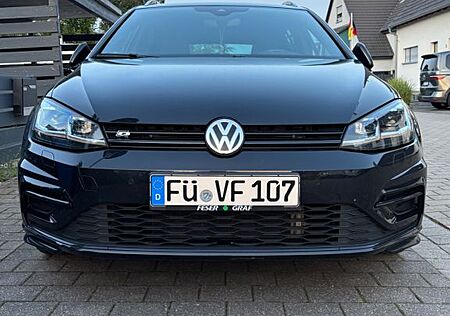 VW Golf Volkswagen R-Optik 1.5 TSI Variant Facelift