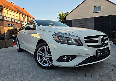 Mercedes-Benz A 180 W176 Guter Zustand