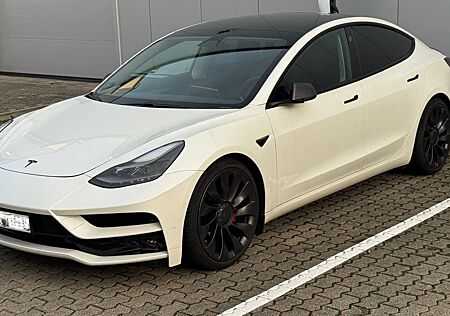 Tesla Model 3 Perf. NEUE BATTERIE 10/2025 STARTECH