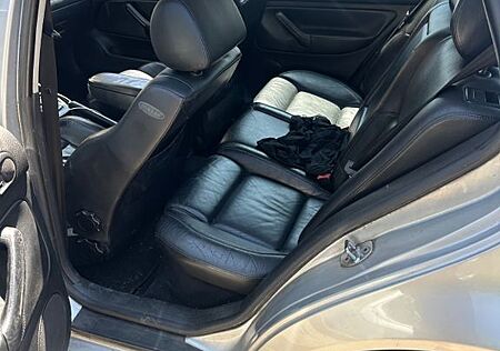 VW Golf Volkswagen 1.9TDI 96kW tiptr. Comfortline Variant ...