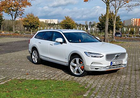 Volvo V90 Cross Country D5 AWD Ocean Race AHK