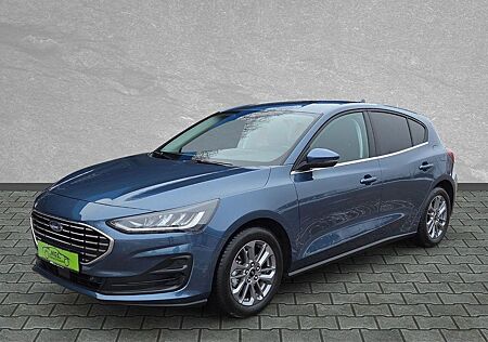 Ford Focus Titanium 1.0 EcoBoost #DAB #WINTERPAKET