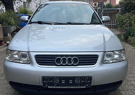 Audi A3 1.9TDI 74kW Attraction Attraction