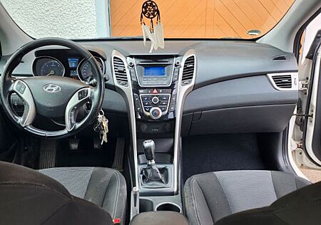 Hyundai i30 1.6 CRDi 81kW Trend Trend