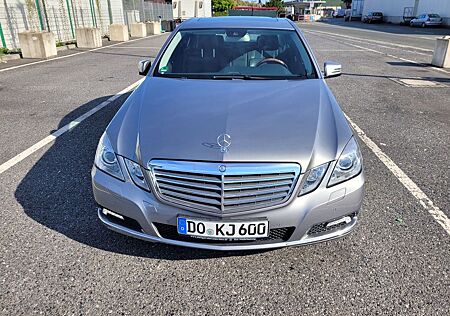 Mercedes-Benz E 350 CGI BlueEFFICIENCY -