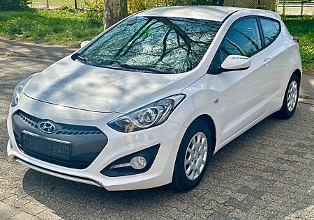 Hyundai i30 *TÜV/SERVICENEU*TOP-ZUSTAND