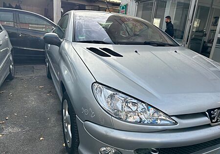 Peugeot 206 CC Sport 110 Nevada Rot