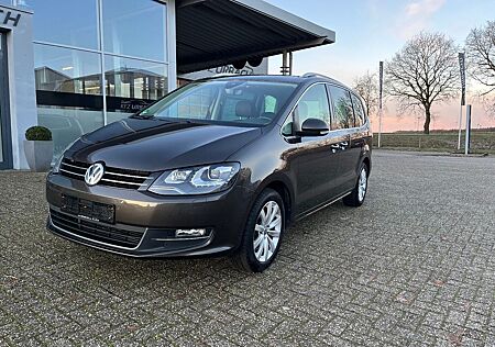 VW Sharan Volkswagen Highline Navi Leder Kamera Panorama