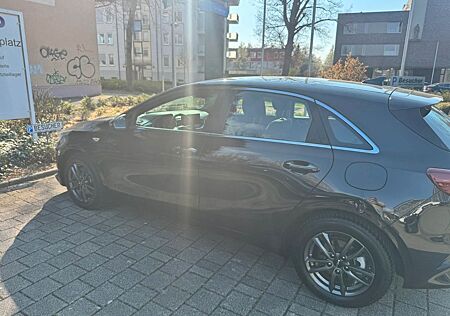 Kia Cee'd / Ceed 1.0 T-GDI 100 Edition 7 Edition 7