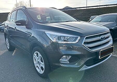 Ford Kuga Cool & Connect