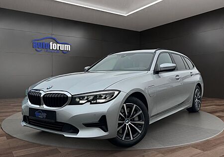 BMW 330e Touring Advantage °AHK°NAVI PROF°LIVECP°LED