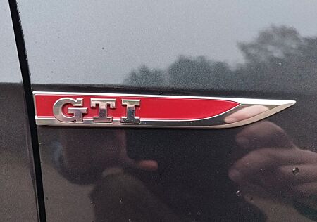 VW Golf Volkswagen 2.0 TSI BMT GTI Performance GTI Performance