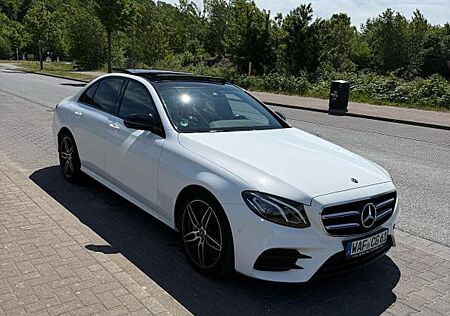 Mercedes-Benz E 220 d 9G AMG- Line *PANO*NIGHT*SPUR*TOTW*KA