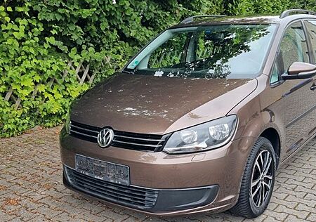 VW Touran Volkswagen 1.4 TSI 103kW -Navi/Climatr./1.Hd.