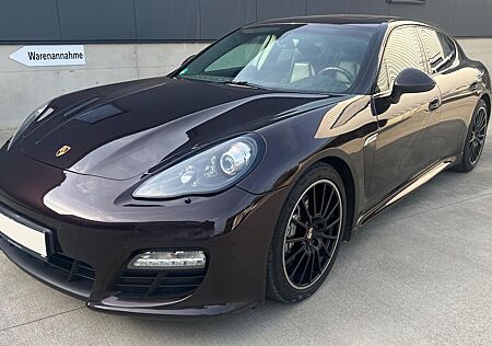 Porsche Panamera 4S S / Geschäftsführer Fahrzeug / Voll