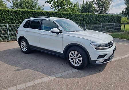 VW Tiguan Volkswagen 1.4 TSI ACT Comfortline 2 Hand Scheckheft
